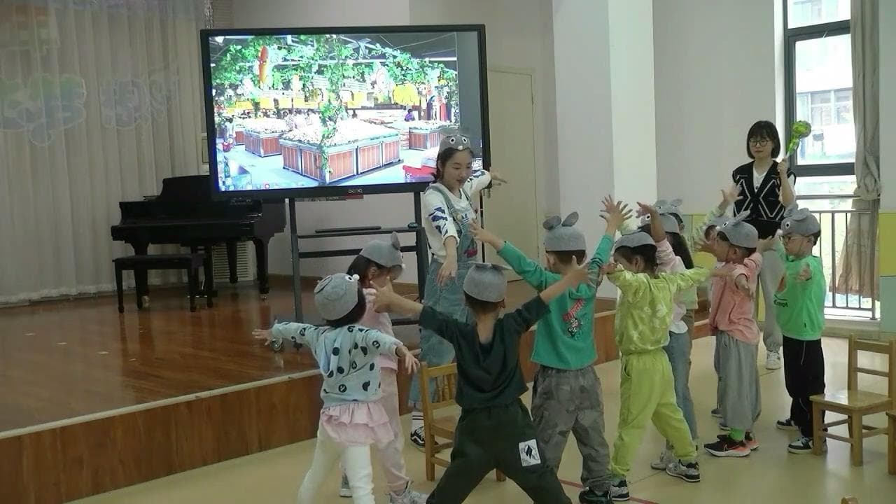 小班律动《逛超市的小老鼠》视频+教案+PPT课件+音乐